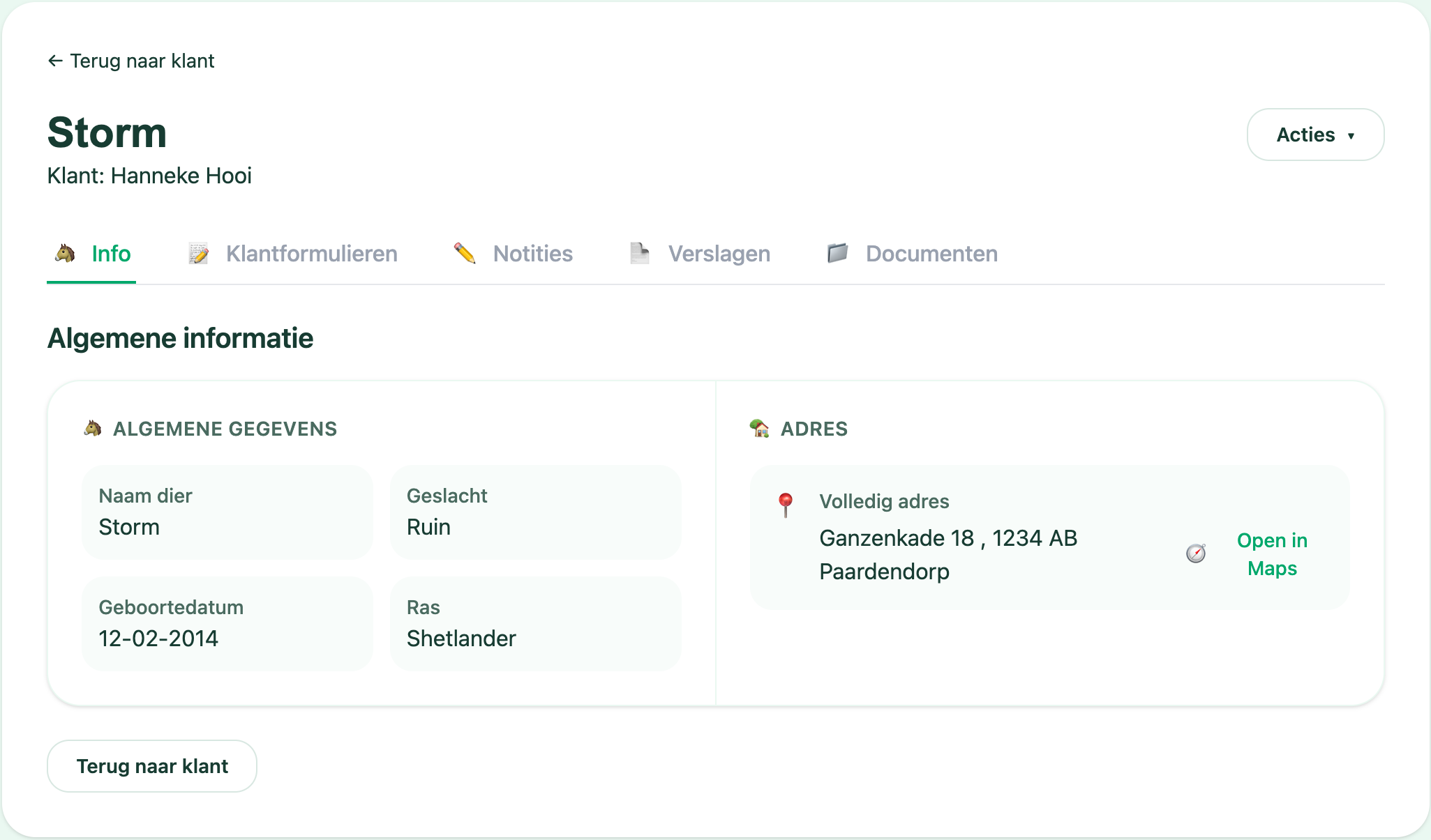 Paarddossier van Storm in EquiDock met algemene gegevens en adres, direct beschikbaar na het intakeformulier.